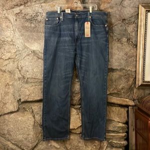 NWT Levi’s 559 Relaxed Straight Fit Jeans Size 42X32